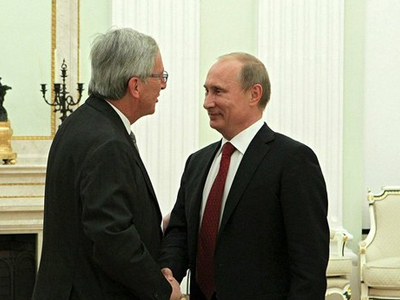 Συγχαρητήριο μήνυμα έστειλε ο Πούτιν στον Γιούνκερ